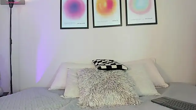 Sofi vega77 online show from 06-01-26, 11:32