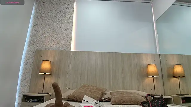 mature eva1 online show from 04-14-26, 11:15