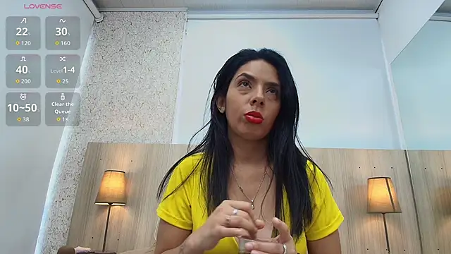 mature eva1 online show from 06-17-26, 11:20