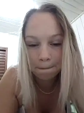 minagostosa123 online show from 12-22-25, 01:06