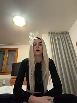 feliciafelon online show from 02-08-26, 04:15