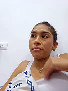 skinnyrox online show from 11-16-25, 02:38