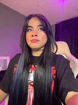 Sophie wyld online show from 01-08-26, 03:45