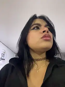 Sophie wyld online show from 11-20-25, 11:36