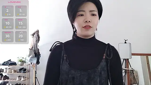 adele8731 online show from 12-19-25, 03:43