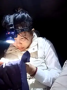 mon1-day online show from 11-18-25, 01:54