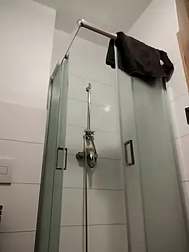 Krijo86 online show from 11-16-25, 08:02