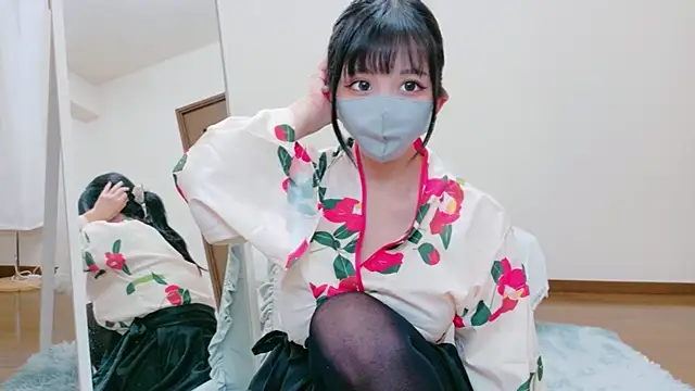 Snapshot of niko-jpn chatting on 07-11-26, 11:54 niko-jpn online show from 07-11-26, 11:54