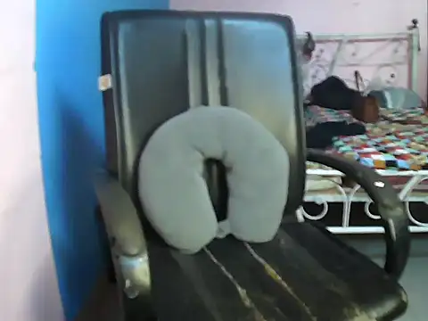 Baby crush7 online show from 12-01-25, 05:19