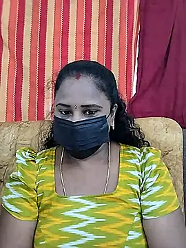 Snapshot of Tamil_devagi chatting on 11-16-25, 11:04 Tamil devagi online show from 11-16-25, 11:04