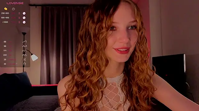 Alisavine online show from 11-18-25, 05:27