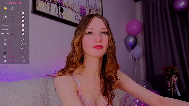 Alisavine online show from 04-22-26, 06:04