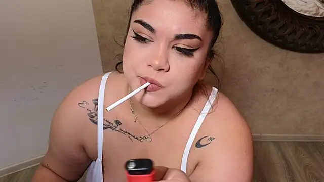 SpicyCarlaXX online show from 04-22-26, 08:04