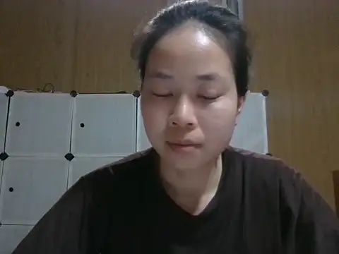 Snapshot of Cat-meow chatting on 05-15-26, 03:59 Cat-meow online show from 05-15-26, 03:59