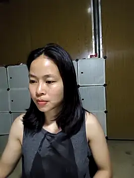 Snapshot of Cat-meow chatting on 04-25-26, 02:25 Cat-meow online show from 04-25-26, 02:25