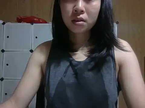 Snapshot of Cat-meow chatting on 05-18-26, 11:20 Cat-meow online show from 05-18-26, 11:20