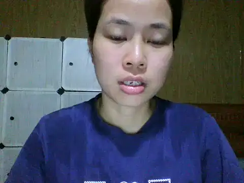Snapshot of Cat-meow chatting on 05-18-26, 11:15 Cat-meow online show from 05-18-26, 11:15