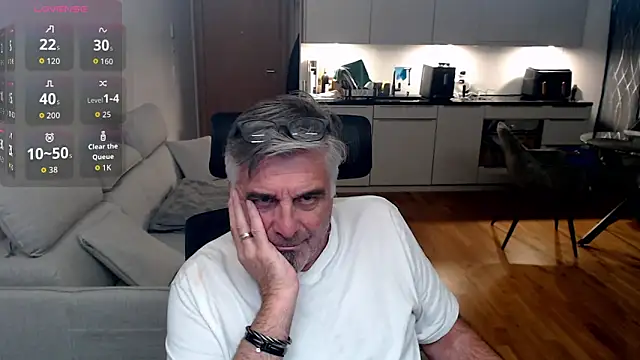 Buidapest online show from 03-21-26, 10:13