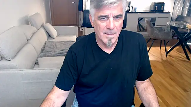 Buidapest online show from 03-14-26, 01:28