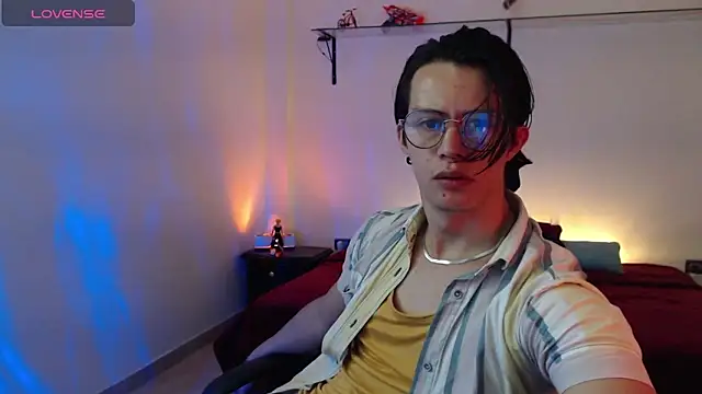 Brandon starkk online show from 05-15-26, 07:23