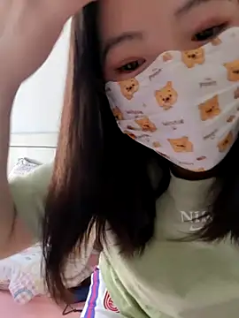 lili-8979 online show from 11-17-25, 03:10