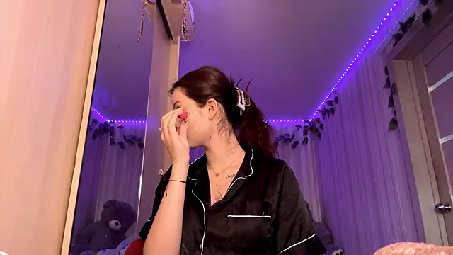 CutieSlim online show from 01-09-26, 06:09