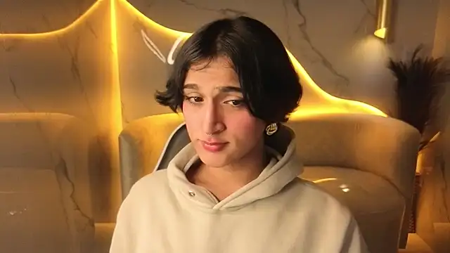 zoe tp online show from 11-28-25, 07:36