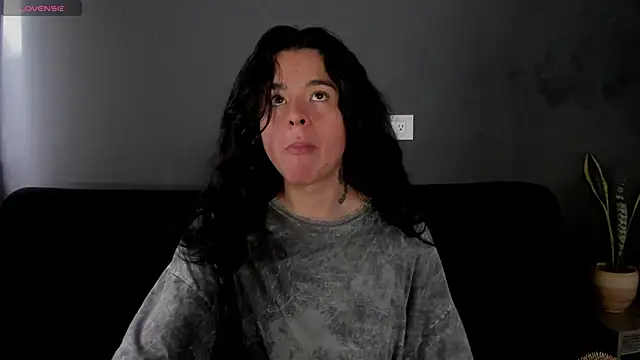 Angel-umbra online show from 11-28-25, 07:47