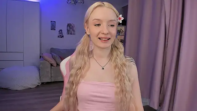 Tiffany Paw online show from 02-07-26, 03:25