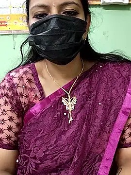 Queen-Neha online show from 11-18-25, 07:28