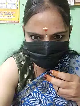 Queen-Neha online show from 11-26-25, 07:03