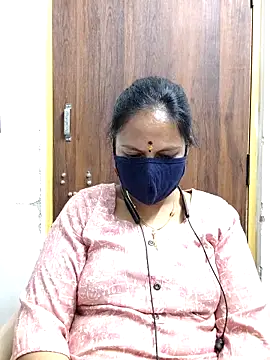 Queen-Neha online show from 04-20-26, 02:29