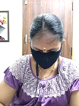 Queen-Neha online show from 04-23-26, 12:29