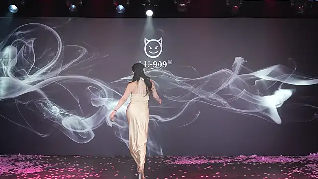 LU-909 online show from 11-26-25, 08:03