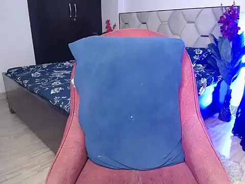 Little princess01 online show from 11-25-25, 07:47