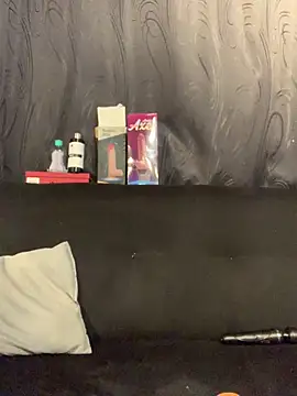 Dannii- online show from 02-17-26, 01:03