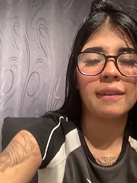 Dannii- online show from 02-01-26, 10:41