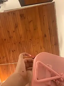 Dannii- online show from 02-08-26, 01:25