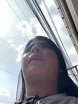 Dannii- online show from 02-05-26, 06:37