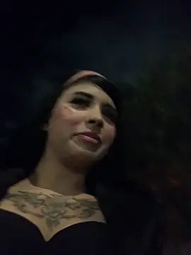 Dannii- online show from 04-10-26, 02:40