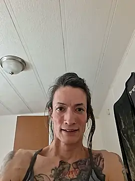 MaitressePomme3 online show from 12-21-25, 01:08