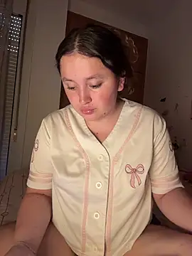 SulaySpain online show from 07-16-26, 02:36