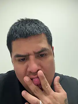 Pelotas2000 online show from 11-30-25, 05:52