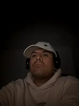 Pelotas2000 online show from 11-18-25, 03:32