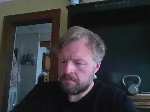 Snapshot of TheOneDonShaun chatting on 06-01-26, 06:07 TheOneDonShaun online show from 06-01-26, 06:07