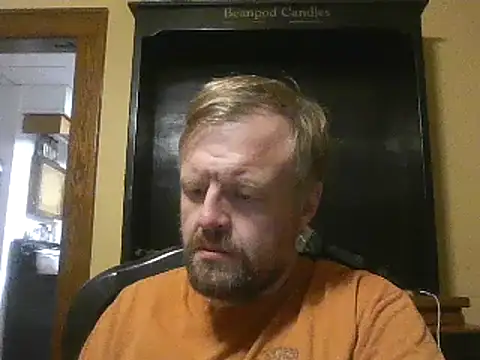 Snapshot of TheOneDonShaun chatting on 05-22-26, 02:42 TheOneDonShaun online show from 05-22-26, 02:42