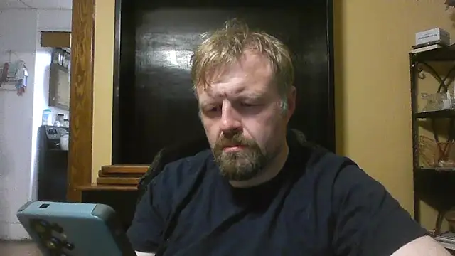 Snapshot of TheOneDonShaun chatting on 04-28-26, 02:27 TheOneDonShaun online show from 04-28-26, 02:27