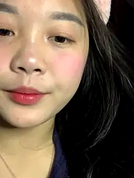 Baa-bee22 online show from 12-16-25, 01:43