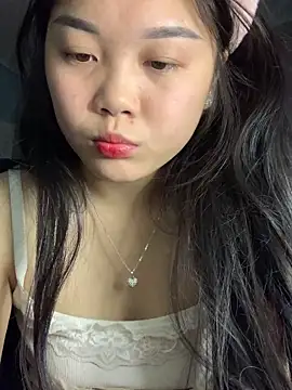 Baa-bee22 online show from 11-28-25, 01:17