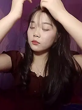 Baa-bee22 online show from 04-21-26, 07:15